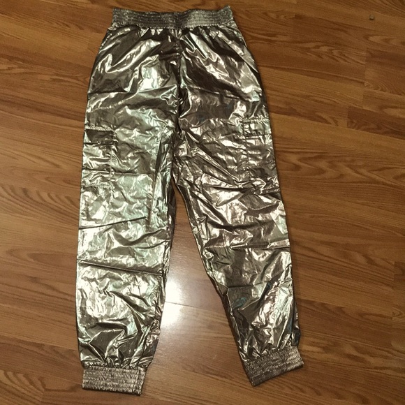 (50% off MSRP) - VS Sports/Active Apparel - Picture 2 of 9